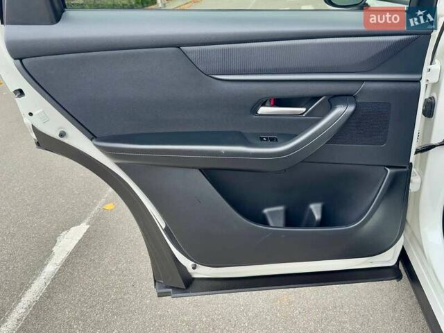 Белый Мазда CX-90, объемом двигателя 3.3 л и пробегом 33 тыс. км за 36000 $, фото 41 на Automoto.ua