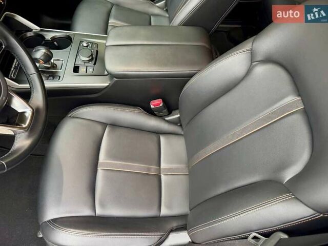 Белый Мазда CX-90, объемом двигателя 3.3 л и пробегом 33 тыс. км за 36000 $, фото 37 на Automoto.ua