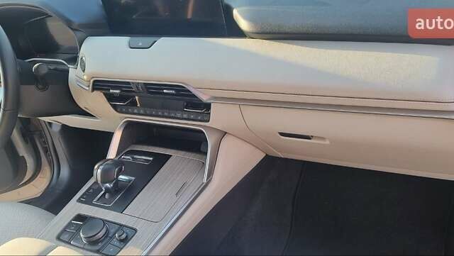 Мазда CX-90 2024 в Киеве на Automoto.ua Бежевый Мазда CX-90, объемом двигателя 2.49 л и пробегом 5 тыс. км за 47000 $, фото 12 на Automoto.ua