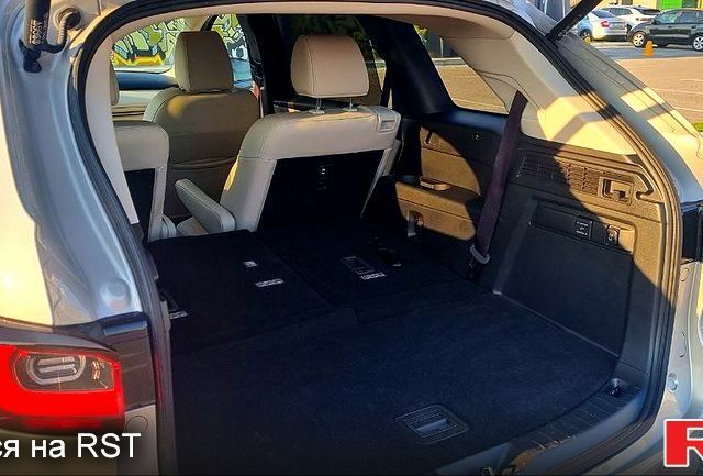 Бежевый Мазда CX-90, объемом двигателя 2.5 л и пробегом 5 тыс. км за 47000 $, фото 6 на Automoto.ua