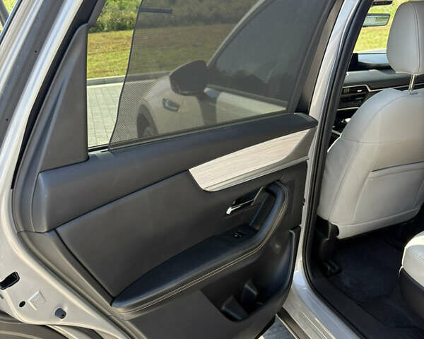 Бежевый Мазда CX-90, объемом двигателя 2.49 л и пробегом 10 тыс. км за 39900 $, фото 17 на Automoto.ua