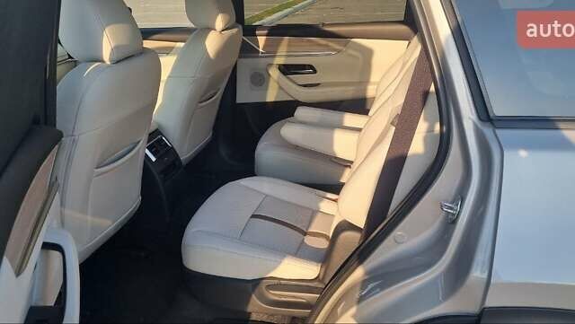Мазда CX-90 2024 в Киеве на Automoto.ua Бежевый Мазда CX-90, объемом двигателя 2.49 л и пробегом 5 тыс. км за 47000 $, фото 16 на Automoto.ua