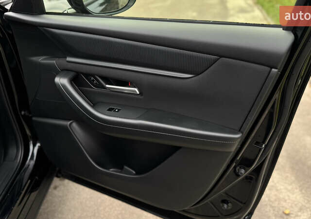 Чорний Мазда CX-90, об'ємом двигуна 3.28 л та пробігом 19 тис. км за 38000 $, фото 44 на Automoto.ua