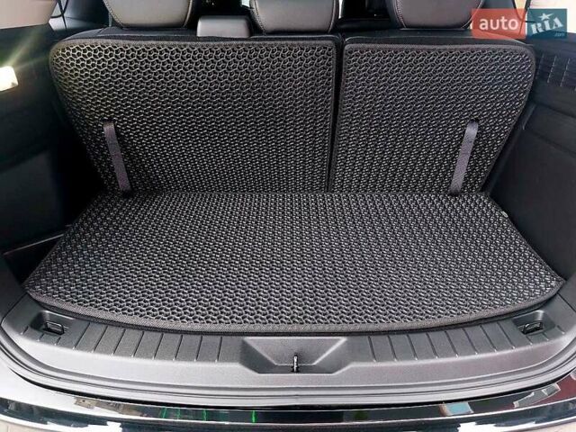 Чорний Мазда CX-90, об'ємом двигуна 3.28 л та пробігом 27 тис. км за 35150 $, фото 30 на Automoto.ua