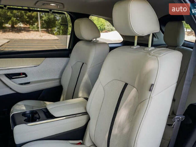 Червоний Мазда CX-90, об'ємом двигуна 3.28 л та пробігом 26 тис. км за 25000 $, фото 12 на Automoto.ua