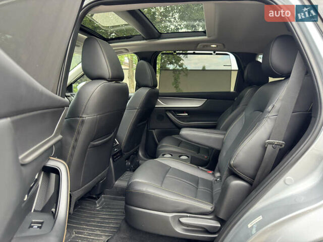 Серый Мазда CX-90, объемом двигателя 2.49 л и пробегом 28 тыс. км за 40900 $, фото 44 на Automoto.ua