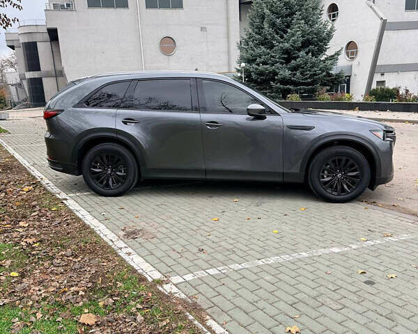 Серый Мазда CX-90, объемом двигателя 3.28 л и пробегом 35 тыс. км за 37500 $, фото 3 на Automoto.ua