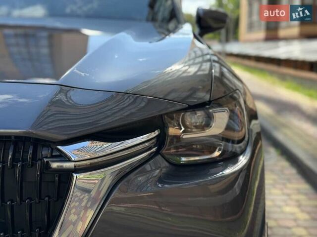 Сірий Мазда CX-90, об'ємом двигуна 2.5 л та пробігом 14 тис. км за 39900 $, фото 12 на Automoto.ua