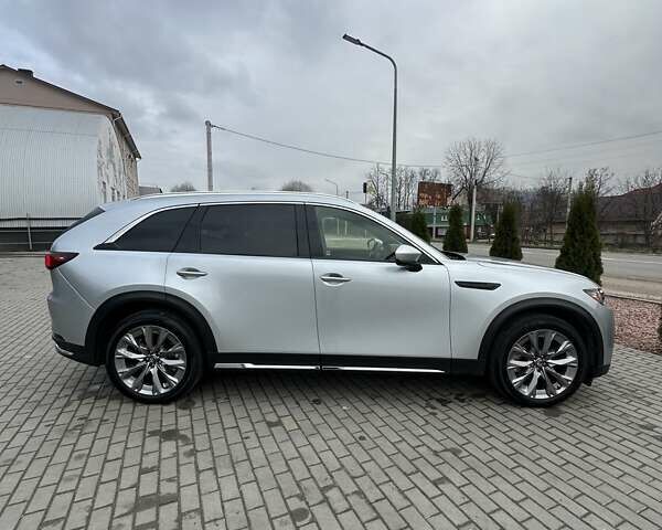 Серый Мазда CX-90, объемом двигателя 3.28 л и пробегом 19 тыс. км за 42999 $, фото 4 на Automoto.ua