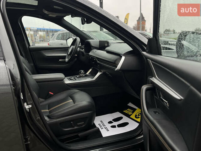 Сірий Мазда CX-90, об'ємом двигуна 2.49 л та пробігом 25 тис. км за 45999 $, фото 26 на Automoto.ua