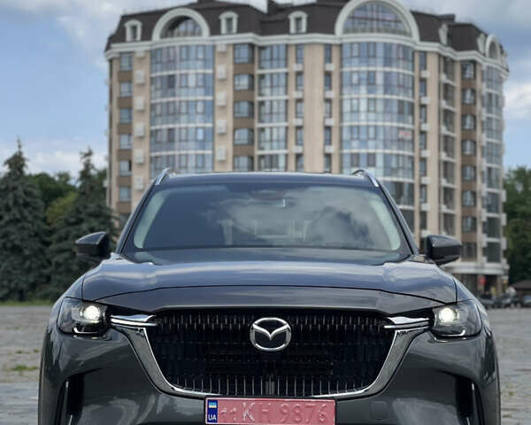 Серый Мазда CX-90, объемом двигателя 3.3 л и пробегом 11 тыс. км за 34200 $, фото 5 на Automoto.ua