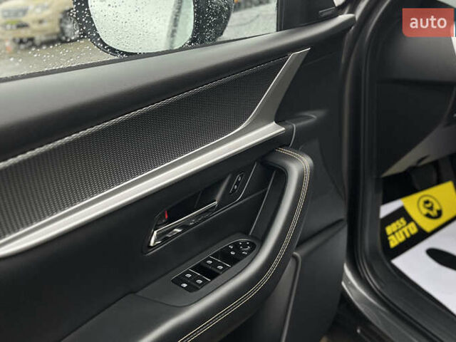 Сірий Мазда CX-90, об'ємом двигуна 2.49 л та пробігом 25 тис. км за 45999 $, фото 22 на Automoto.ua