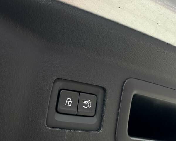 Серый Мазда CX-90, объемом двигателя 3.28 л и пробегом 19 тыс. км за 42999 $, фото 29 на Automoto.ua