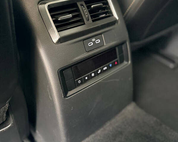 Серый Мазда CX-90, объемом двигателя 3.28 л и пробегом 35 тыс. км за 37500 $, фото 10 на Automoto.ua