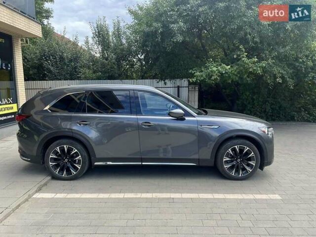Мазда CX-90 2023 в Ужгороде на Automoto.ua Серый Мазда CX-90, объемом двигателя 2.49 л и пробегом 24 тыс. км за 47000 $, фото 3 на Automoto.ua