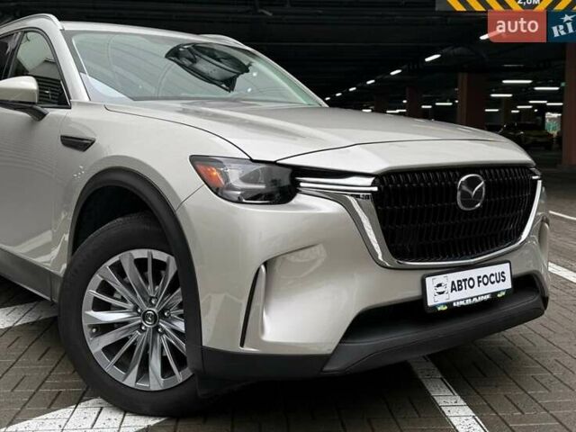 Серый Мазда CX-90, объемом двигателя 3.28 л и пробегом 25 тыс. км за 37990 $, фото 1 на Automoto.ua