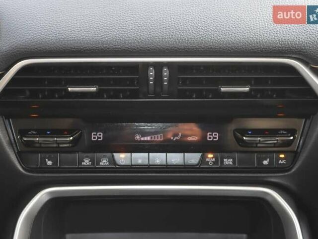 Серый Мазда CX-90, объемом двигателя 2.49 л и пробегом 12 тыс. км за 15700 $, фото 9 на Automoto.ua