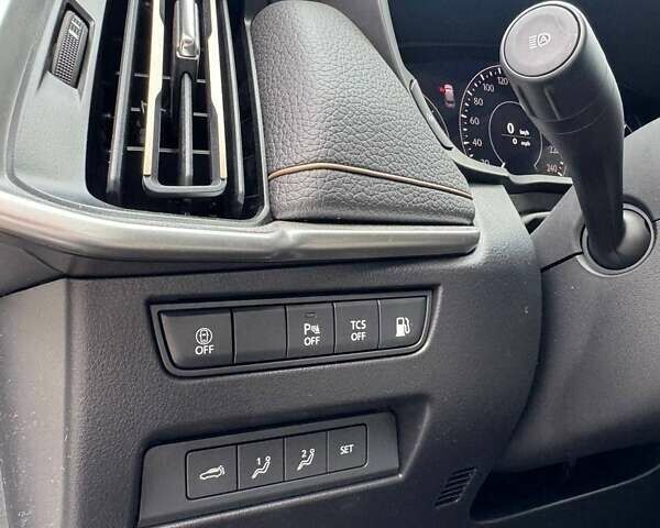 Серый Мазда CX-90, объемом двигателя 2.49 л и пробегом 1 тыс. км за 40700 $, фото 32 на Automoto.ua