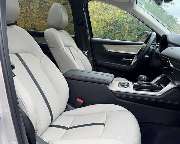 Серый Мазда CX-90, объемом двигателя 2.49 л и пробегом 1 тыс. км за 40700 $, фото 11 на Automoto.ua