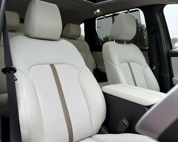 Синий Мазда CX-90, объемом двигателя 2.5 л и пробегом 21 тыс. км за 45800 $, фото 2 на Automoto.ua