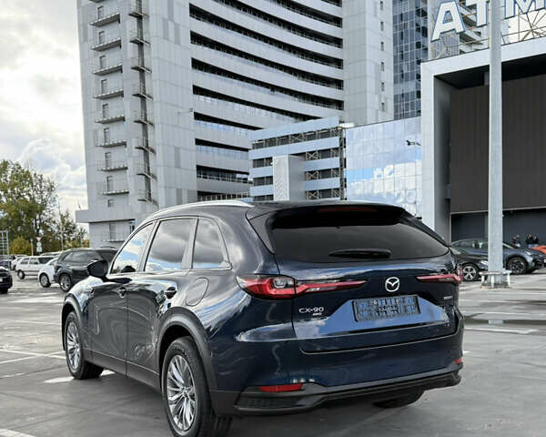 Мазда CX-90 2024 в Киеве на Automoto.ua Синий Мазда CX-90, объемом двигателя 3.28 л и пробегом 7 тыс. км за 40000 $, фото 17 на Automoto.ua
