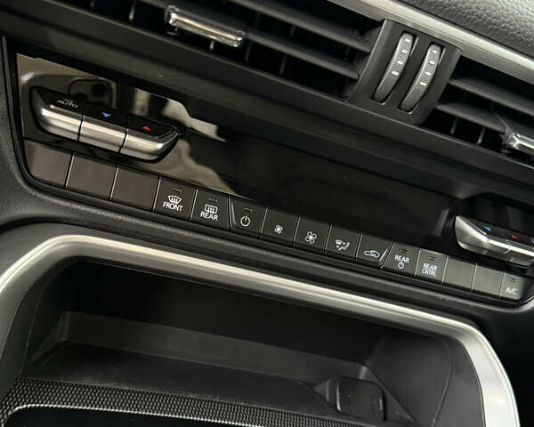 Мазда CX-90 2024 в Киеве на Automoto.ua Синий Мазда CX-90, объемом двигателя 3.28 л и пробегом 7 тыс. км за 40000 $, фото 32 на Automoto.ua
