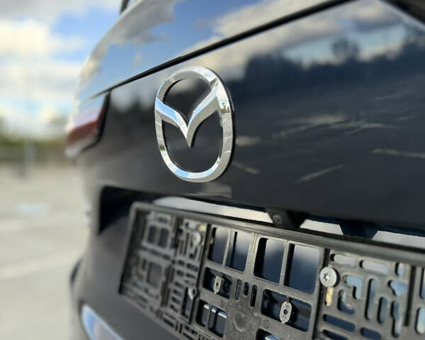 Мазда CX-90 2024 в Киеве на Automoto.ua Синий Мазда CX-90, объемом двигателя 3.28 л и пробегом 7 тыс. км за 40000 $, фото 11 на Automoto.ua