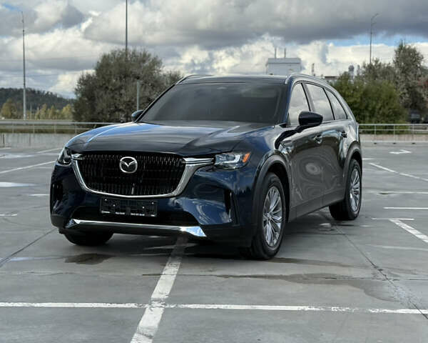 Мазда CX-90 2024 в Киеве на Automoto.ua Синий Мазда CX-90, объемом двигателя 3.28 л и пробегом 7 тыс. км за 40000 $, фото 2 на Automoto.ua