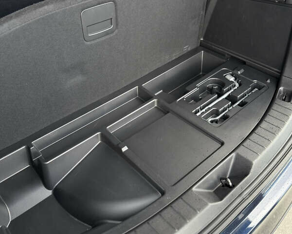 Мазда CX-90 2024 в Киеве на Automoto.ua Синий Мазда CX-90, объемом двигателя 3.28 л и пробегом 7 тыс. км за 40000 $, фото 55 на Automoto.ua