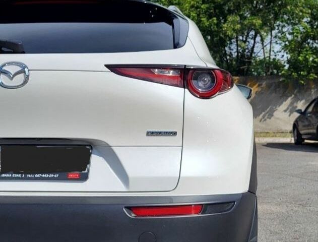 Белый Мазда Другая, объемом двигателя 2.5 л и пробегом 78 тыс. км за 19800 $, фото 1 на Automoto.ua