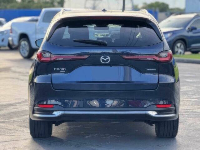 Черный Мазда Другая, объемом двигателя 3.3 л и пробегом 19 тыс. км за 18150 $, фото 2 на Automoto.ua