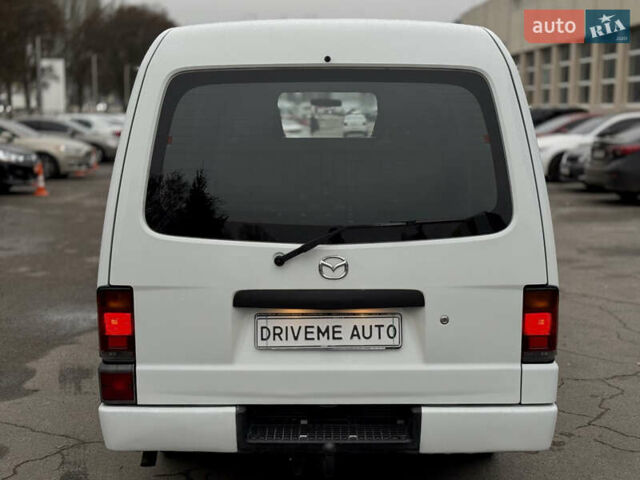 Белый Мазда E-series, объемом двигателя 2.2 л и пробегом 136 тыс. км за 7799 $, фото 7 на Automoto.ua