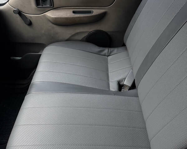 Белый Мазда E-series, объемом двигателя 2.2 л и пробегом 136 тыс. км за 7799 $, фото 18 на Automoto.ua