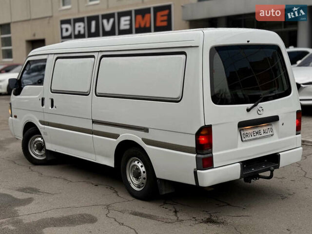 Белый Мазда E-series, объемом двигателя 2.2 л и пробегом 136 тыс. км за 7799 $, фото 4 на Automoto.ua