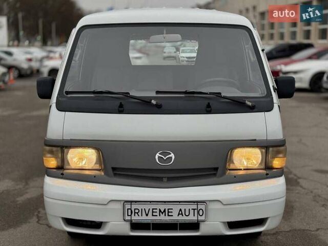 Білий Мазда E-series, об'ємом двигуна 2.18 л та пробігом 139 тис. км за 7499 $, фото 1 на Automoto.ua