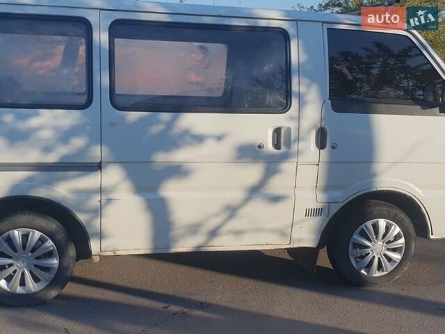 Белый Мазда E-series, объемом двигателя 1.4 л и пробегом 430 тыс. км за 1950 $, фото 17 на Automoto.ua