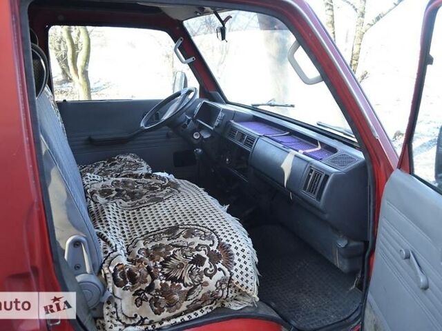 Красный Мазда E-series, объемом двигателя 2 л и пробегом 464 тыс. км за 2500 $, фото 1 на Automoto.ua