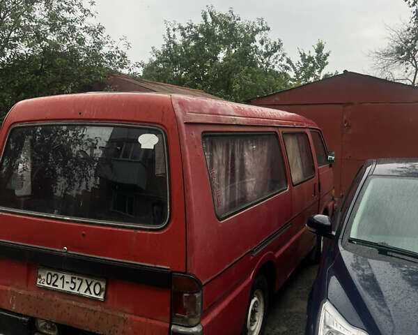 Красный Мазда E-series, объемом двигателя 2 л и пробегом 464 тыс. км за 2500 $, фото 2 на Automoto.ua