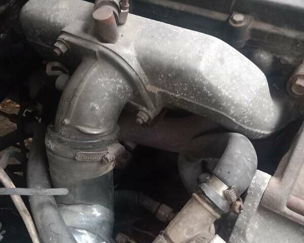 Синий Мазда E-series, объемом двигателя 2.2 л и пробегом 300 тыс. км за 1799 $, фото 1 на Automoto.ua