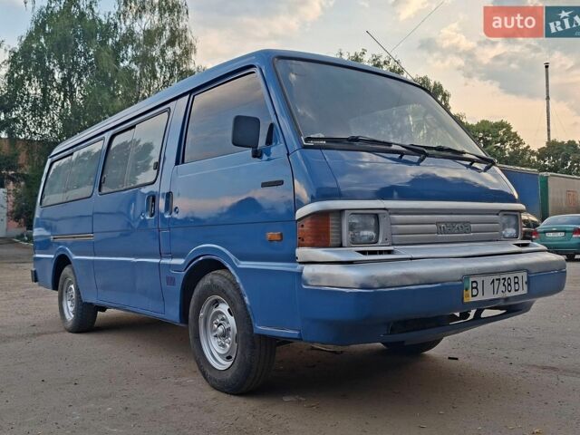 Синий Мазда E-series, объемом двигателя 2.18 л и пробегом 280 тыс. км за 2950 $, фото 2 на Automoto.ua