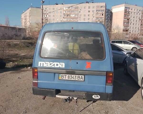 Синий Мазда E-series, объемом двигателя 2.18 л и пробегом 400 тыс. км за 2500 $, фото 3 на Automoto.ua