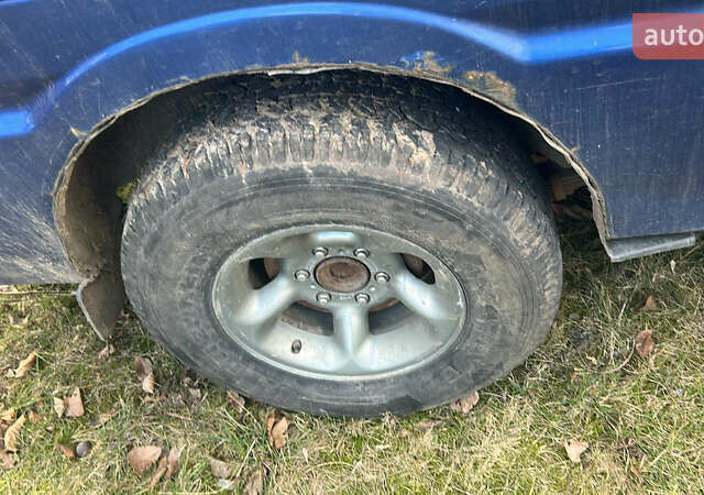 Синий Мазда E-series, объемом двигателя 2.2 л и пробегом 650 тыс. км за 6000 $, фото 4 на Automoto.ua