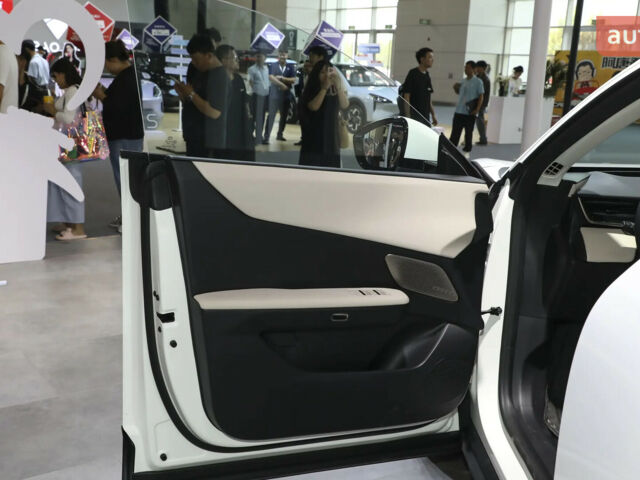 Мазда EZ-60, объемом двигателя 1.5 л и пробегом 0 тыс. км за 27400 $, фото 13 на Automoto.ua