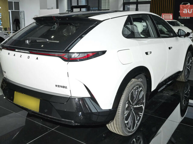 Мазда EZ-60, об'ємом двигуна 1.5 л та пробігом 0 тис. км за 35500 $, фото 9 на Automoto.ua