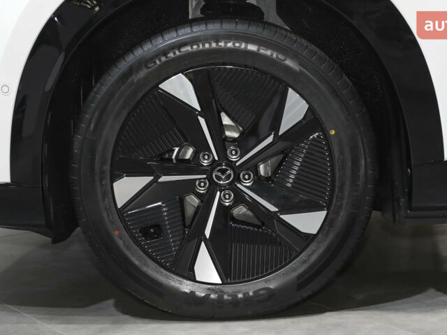 Мазда EZ-60, об'ємом двигуна 1.5 л та пробігом 0 тис. км за 27400 $, фото 11 на Automoto.ua