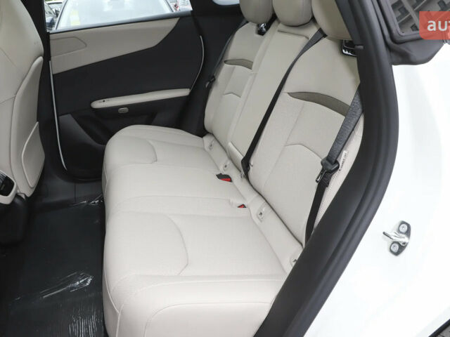 Мазда EZ-60, об'ємом двигуна 1.5 л та пробігом 0 тис. км за 33700 $, фото 28 на Automoto.ua