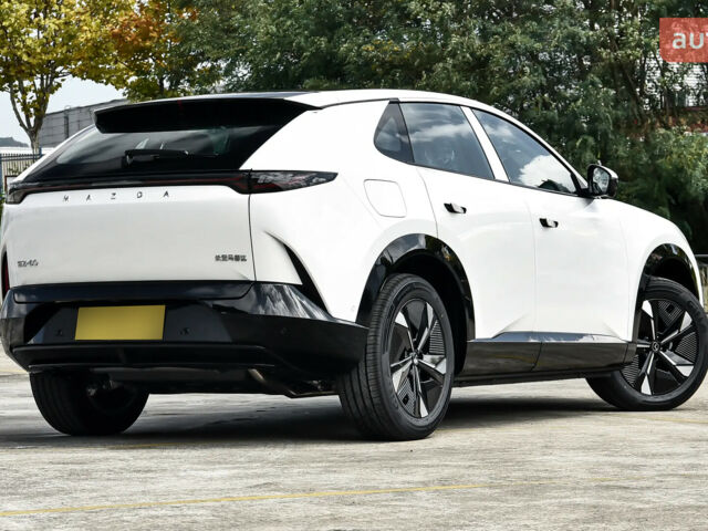 Мазда EZ-60, объемом двигателя 1.5 л и пробегом 0 тыс. км за 33700 $, фото 8 на Automoto.ua