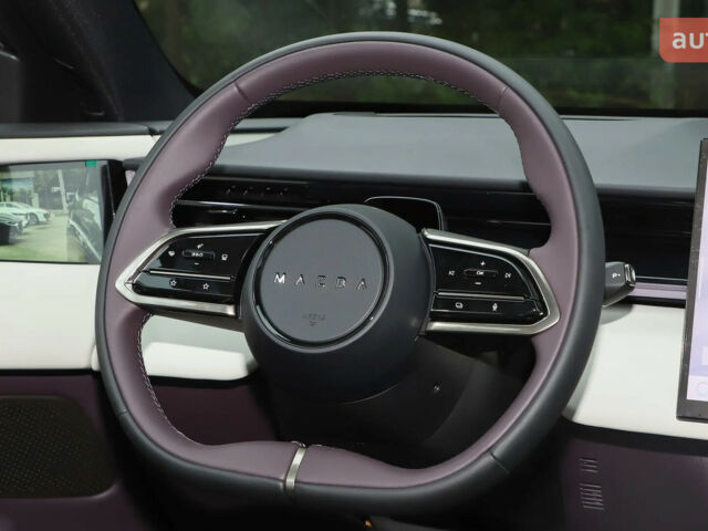 Мазда EZ-60, об'ємом двигуна 1.5 л та пробігом 0 тис. км за 33700 $, фото 13 на Automoto.ua