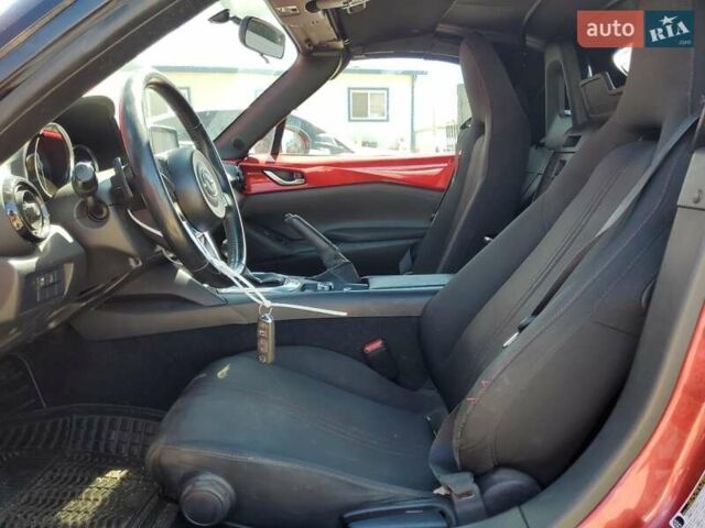 Красный Мазда Miata, объемом двигателя 2 л и пробегом 91 тыс. км за 2900 $, фото 6 на Automoto.ua