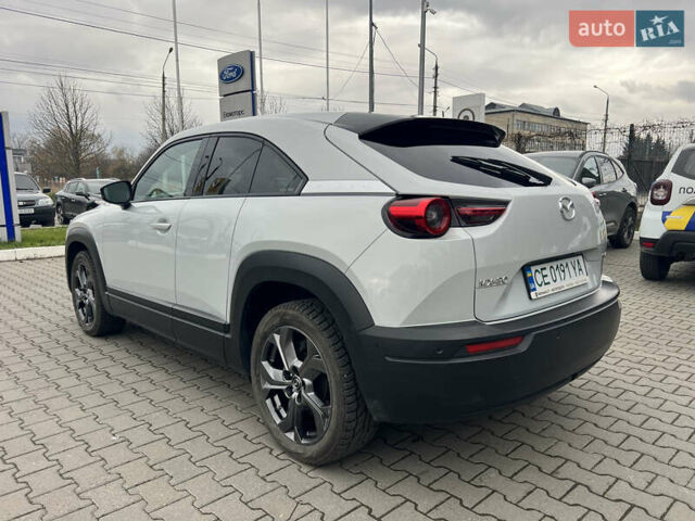 Білий Мазда MX-30, об'ємом двигуна 0 л та пробігом 42 тис. км за 15200 $, фото 3 на Automoto.ua